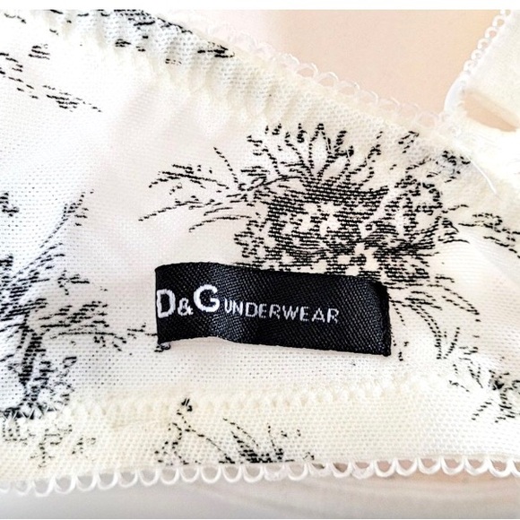 Authentic NEW Dolce & Gabbana  no tags. Delicate French Toile Pattern Ivory Bra - Picture 3 of 10